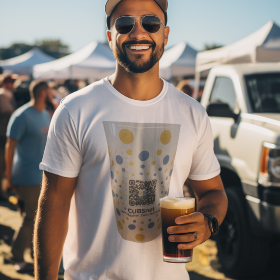 HUGS_T-Shirt_weiß_walk